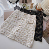 Minifalda de tweed con botones